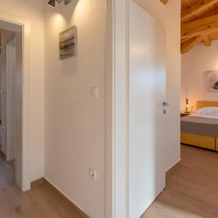 Tereza Villa Labin (Istria)